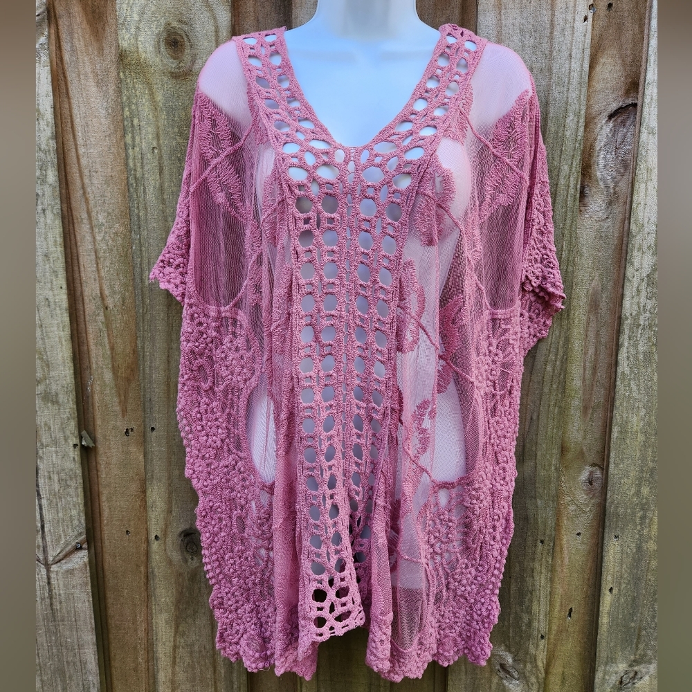Dusty pink lace over-shirt/tunic
